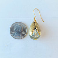 Crackle Lucite Bead Cap Earring in Moss