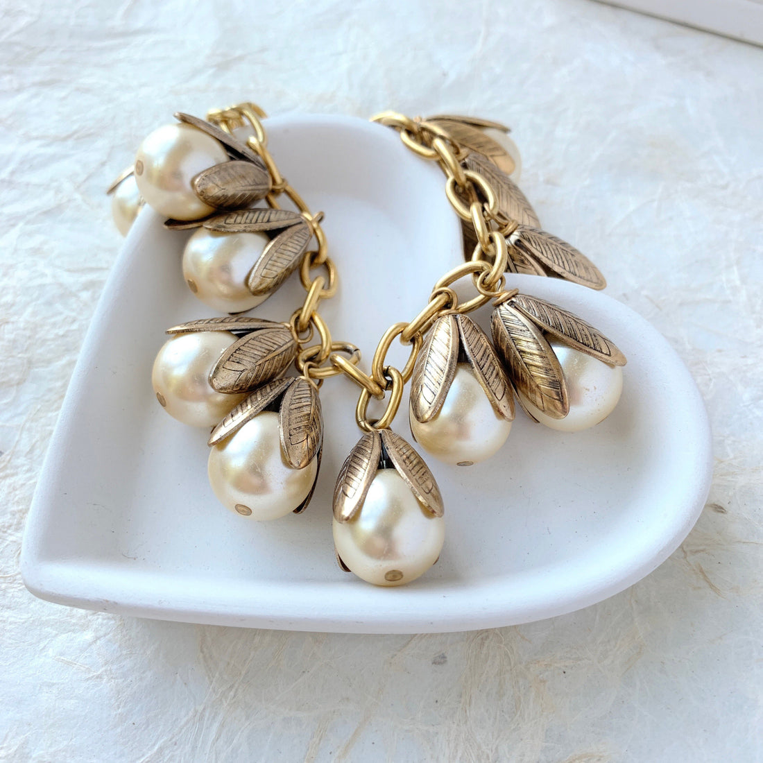 Classic Bead Cap Charm Bracelet - Shiny Cream Pearl